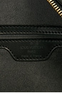 view 6 of 8 BOLSO LOUIS VUITTON in Black