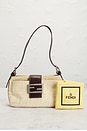 view 10 of 9 BOLSO FENDI in Beige
