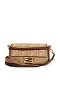 view 1 of 7 BOLSO FENDI in Beige
