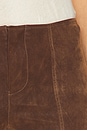 view 6 of 6 CALÇA DE CAMURÇA GLOW UP in Shaved Chocolate