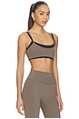 view 2 of 4 SUJETADOR DEPORTIVO DE CAPAS LAYERED SPORTS BRA in Walnut