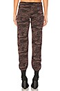 view 3 of 4 PANTALÓN DEPORTIVO CAMO in Chocolate