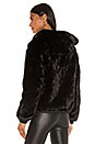 view 4 of 5 SUDADERA CAPUCHA PELO SINTÉTICO WELLS in Black