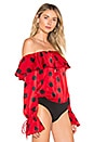 view 3 of 5 BODY ÉPAULES DÉNUDÉES VADA in Red & Black Dot
