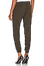 view 3 of 4 PANTALON JOGGER UTILITY in Army Green