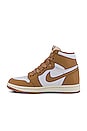 view 5 of 6 AIR JORDAN 1 RETRO HI OG スニーカー in Praline & White