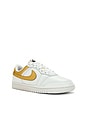 view 2 of 6 ZAPATILLA DEPORTIVA AIR JORDAN SKYLINE LOW LE in Swan, Metallic Gold & Black