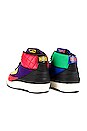 view 7 of 8 SNEAKERS AIR JORDAN 2 RETRO in Action Red, Black & Cosmic Purple