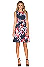view 5 of 5 VESTIDO FLORES ENTALLADO CON VUELO in Ink Multi