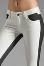 view 4 of 6 Jean Skinny Colorblock en White/Black in White & Black