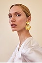 view 3 of 4 EDEN ドロップイヤリング in Gold