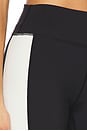 view 7 of 7 SIDELINES 레깅스 in Black & Cream