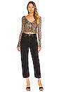 view 4 of 4 SKYLAR 탑 in Leopard Print