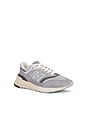 view 2 of 6 ZAPATILLAS PARA CORRER 997R in Shadow Grey & Rain Cloud