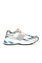view 1 of 6 SNEAKERS 2010 in Sea Salt & Altitude Metallic