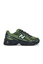 view 1 of 6 ZAPATILLA DEPORTIVA 740 in Utility Green & Black