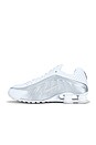 view 5 of 6 ZAPATILLA DEPORTIVA SHOX in White & Metallic Silver