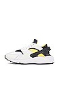 view 5 of 6 ZAPATILLA DEPORTIVA HUARACHE in White, Varsity Maize & Midnight Navy