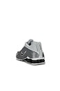 view 3 of 6 ZAPATILLA DEPORTIVA SHOX R4 in Light Smoke Grey, Black, Smoke Grey, & White