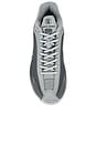 view 4 of 6 ZAPATILLA DEPORTIVA SHOX R4 in Light Smoke Grey, Black, Smoke Grey, & White