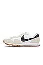 view 5 of 6 ZAPATILLA DEPORTIVA AIR PEGASUS 83 in Black & White