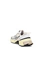 view 3 of 6 V2K Run in Summit White & Metallic Silver