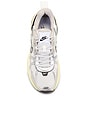 view 4 of 6 V2K Run in Summit White & Metallic Silver