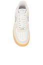 view 4 of 6 ZAPATILLA DEPORTIVA AIR FORCE 1 in Phantom, Light Smoke Grey, & Gum Yellow