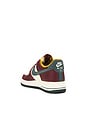 view 3 of 6 AIR FORCE 1 스니커즈 in Coconut Milk, Vintage Green, & Dark Team Red