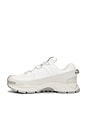 view 5 of 6 Zoom Vomero Roam in Summit White & Light Bone