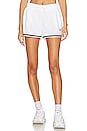 view 1 of 4 ESSENTIAL ショートパンツ in White & Black