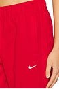 view 6 of 6 CALÇAS WINDRUNNER in University Red & White