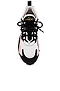 view 4 of 6 ZAPATILLA DEPORTIVA AIR MAX 270 REACT in Black, White, Bleached Coral, & Metallic Gold