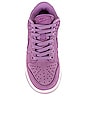 view 4 of 6 DUNK LOW PERFORMANCE 스니커즈 in Rush Fuchsia