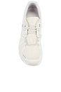 view 4 of 7 ZAPATILLA DEPORTIVA CLOUD 5 in Cream & Sand