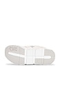view 6 of 6 ZAPATILLA DEPORTIVA CLOUDSWIFT in Salt & White