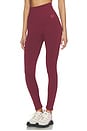 view 3 of 6 LEGGINGS SANS COUTURES RESTORE in Cabernet & Strawberry Red