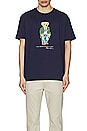 view 3 of 4 Tシャツ in Sp24 Neewport Navy Hrtg Bear