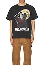 view 3 of 4 HALLOWEEN MOON ボクシーTシャツ in Black Pigment