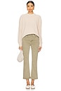 view 5 of 6 CALÇA CINTURA ALTA CROPPED BOOTCUT LENNON in Green Willow