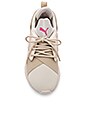 view 4 of 6 ZAPATILLA DEPORTIVA MUSE CHASE in Birch & Knockout Pink