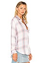 view 2 of 4 CAMISA DE BOTONES HUNTER in White & Peony