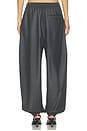 view 4 of 6 PANTALONES DEPORTIVOS DE CORTE GLOBO BALLOON TRACK PANTS in Dark Grey Melange