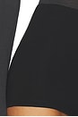 view 6 of 6 PANTALONES CORTOS CALIENTES DE CINTURA ALTA THE ESSENTIAL PANTS in Obsidian