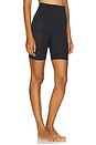 view 2 of 4 SEAMLESS SCULPT ショートパンツ in Onyx