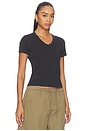 view 2 of 4 CAMISETA DE CUELLO EN V ESTILO JERSEY in Washed Onyx