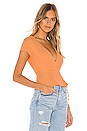 view 2 of 4 TOP DRAPÉ AVEC LIEN À NOUER MOLLY in Tangerine