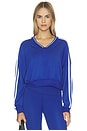 view 1 of 4 SUÉTER CON ESCOTE EN V ELLIE FLEECE V NECK SWEATSHIRT in Cobalt & White