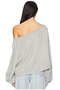 view 3 of 4 BELLA スウェットシャツ in Heather Grey