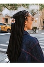 view 2 of 2 PINZA DE PELO DECORADA CON FLORES AMERICANAS PINTADAS A MANO HAND-PAINTED AMERICANA FLOWER CLAW CLIP in White
